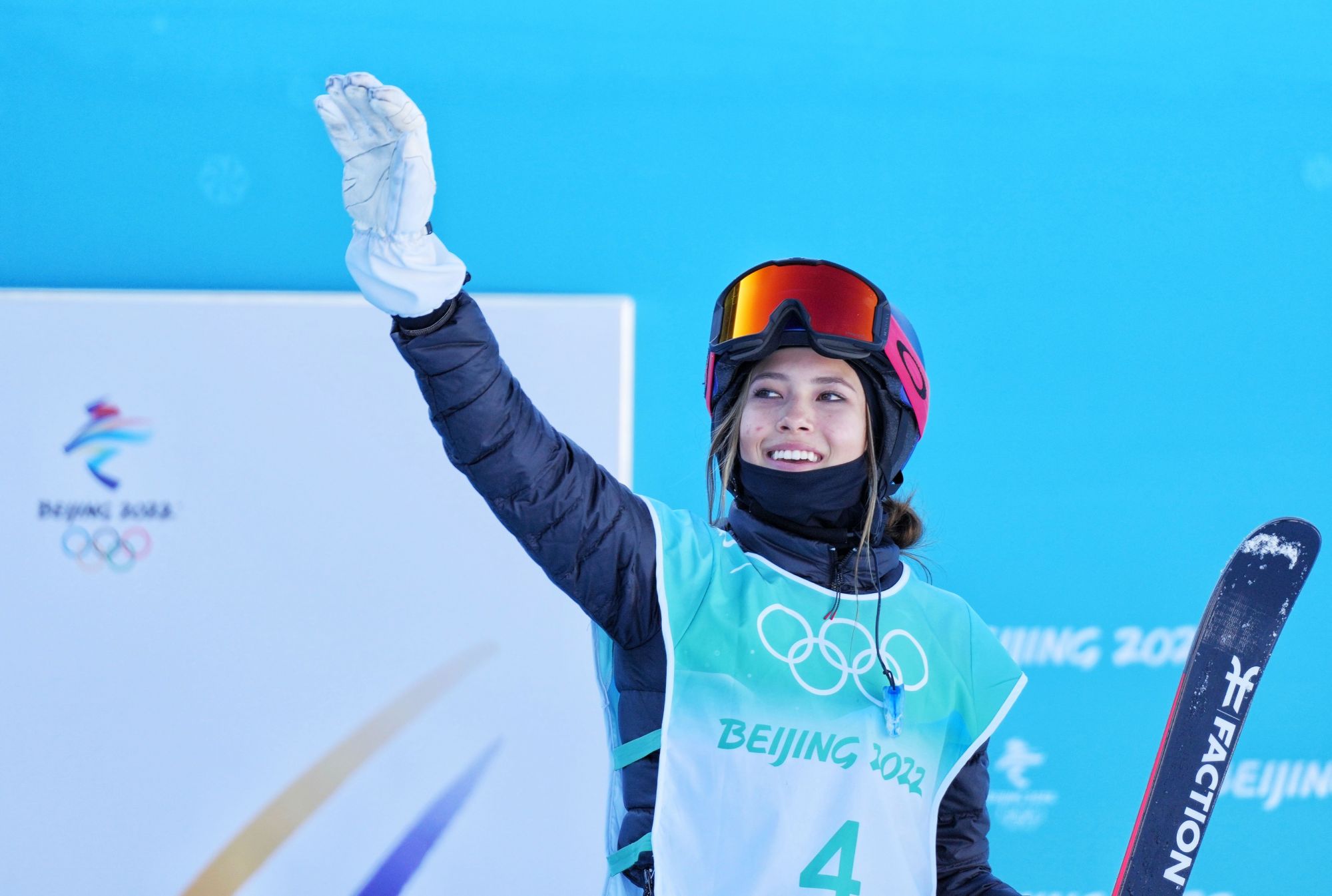 金牌！谷爱凌自由式滑雪女子大跳台超级完美