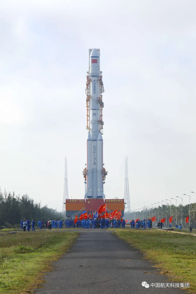 我国现役最高火箭长七A发射成功！一箭双星