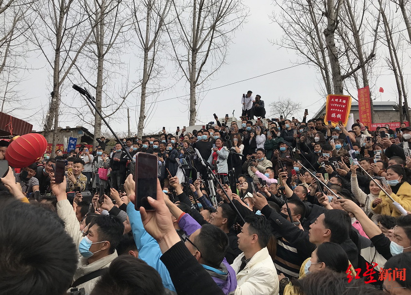 “拉面哥”帮《失孤》原型寻子：挣流量，更要“正流量”