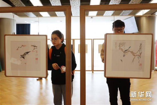 （文化）（7）“国家级非物质文化遗产木版水印艺术作品展”在同济大学揭幕