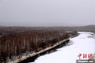 “中国最北城市”漠河：谷雨节气迎飞雪