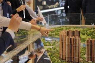 “就地过年”影响下的春节楼市：一二线成交旺盛 返乡置业冷清