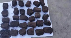 贵州一户村民在老屋挖到100多年前的鸦片！